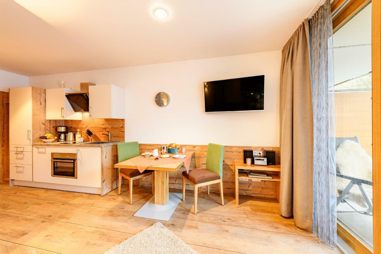 Casatina Ferienwohnungen Oberstdorf Exterior foto